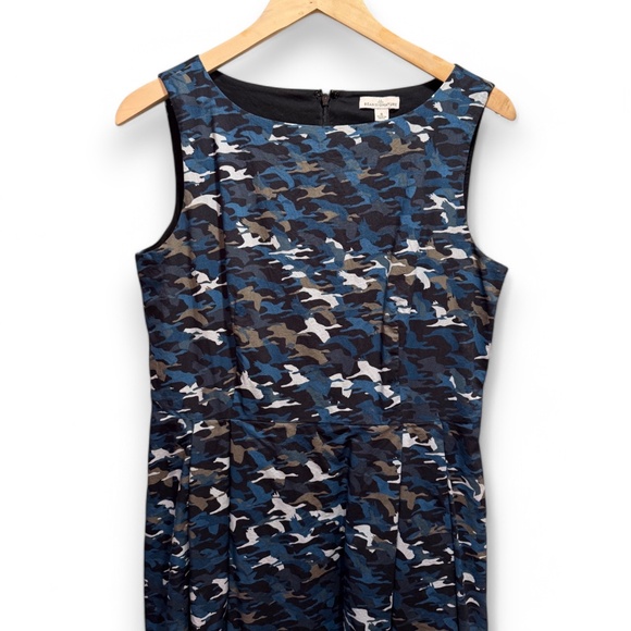 LL Bean Signature Series Dress, Sleeveless women's size 8/medium, bird lovers - Picture 3 of 6